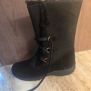 NIB La CANADIENNE KYE boots